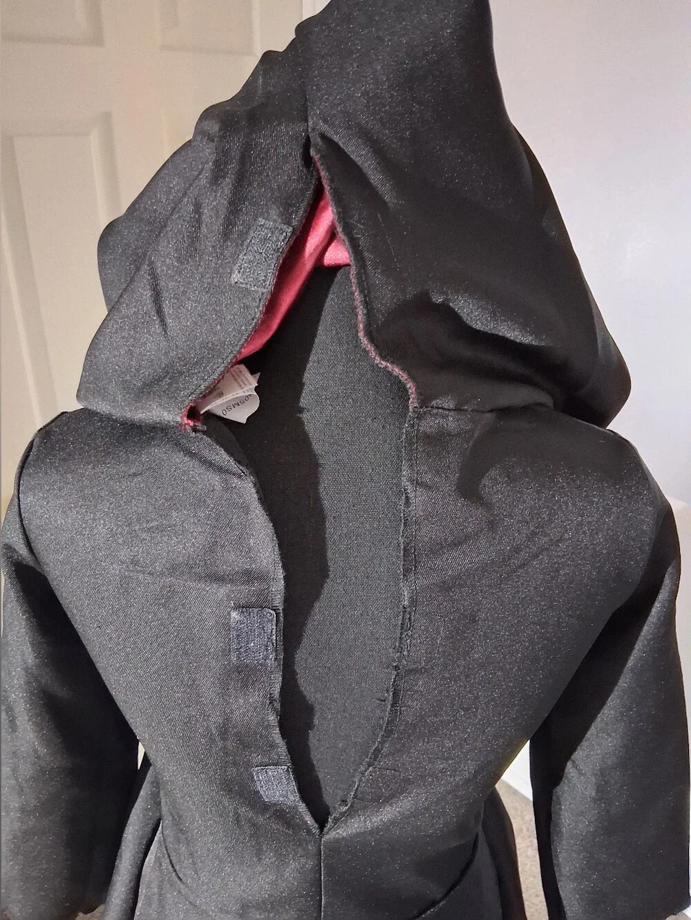 Black Hooded Gryffindor-Inspired Costume Robe with Red Lining